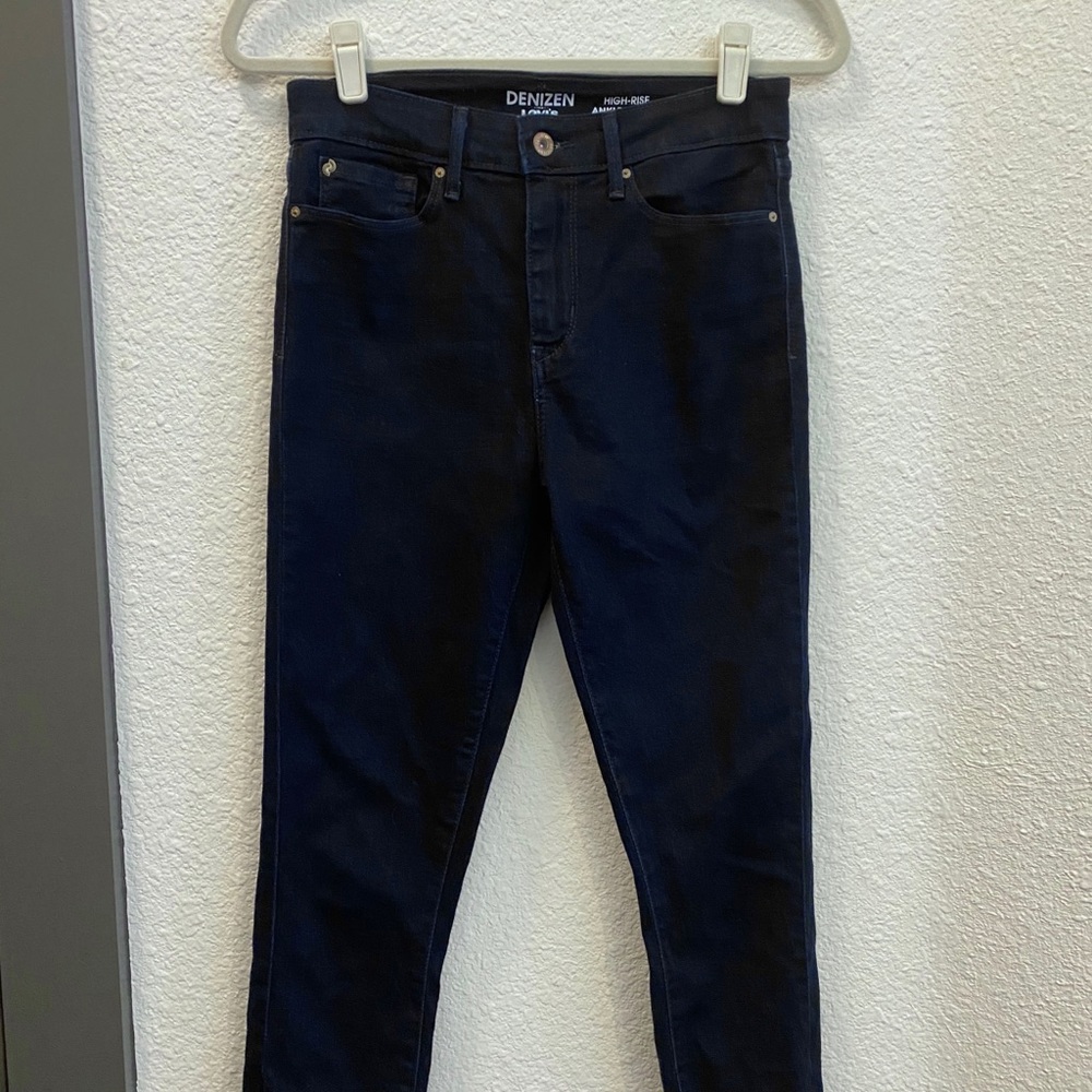 LEVI’S Dark wash (denizen) jeans (high waisted)